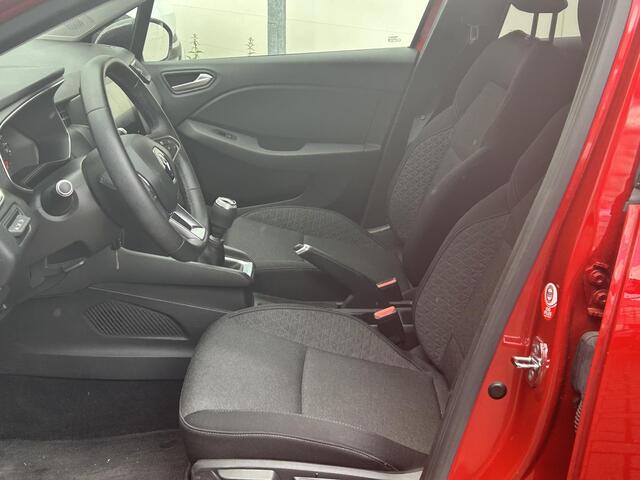 Renault CLIO 1.0 TCe Zen | Carplay | Cruise Control | Parkeerhulp Achter | Dealer Onderhouden