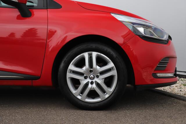 Renault CLIO Estate 0.9 TCe Zen Trekhaak Navigatie Airco Bluetooth Cruise Control Parkeersensor