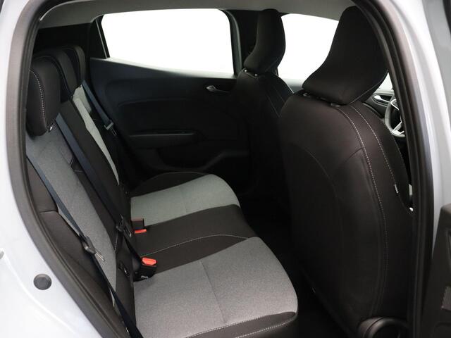 Renault CLIO 1.6 E-Tech Full Hybrid 145 evolution | Parkeersensoren achter | Apple carplay |