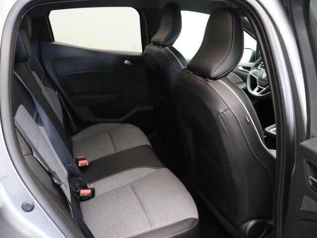 Renault CLIO 1.6 E-Tech Full Hybrid 145 techno | Achteruitrijcamera | Climate Control | Lichtmetalen velgen | Navigatie |