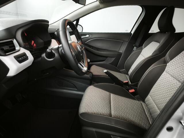 Renault CLIO 1.0 TCe 90 Evolution | Navigatie | Parkeersensoren | Cruise Control | Apple CarPlay / Android Auto |