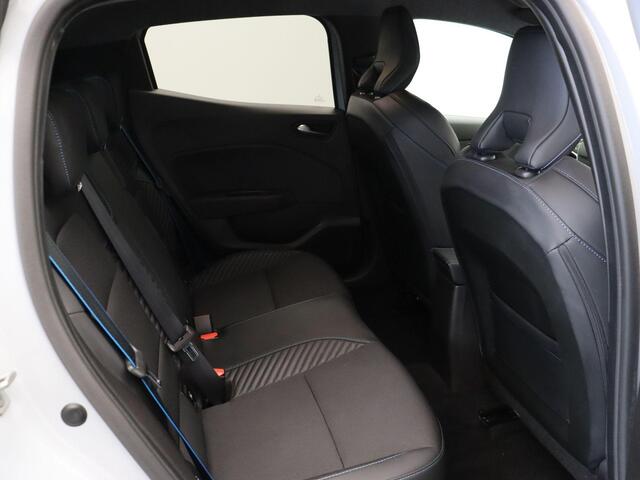 Renault CLIO Full Hybrid 145pk Esprit Alpine | Stuur- Stoelverwarming | Dodehoek detectie | Adaptieve cruise control |