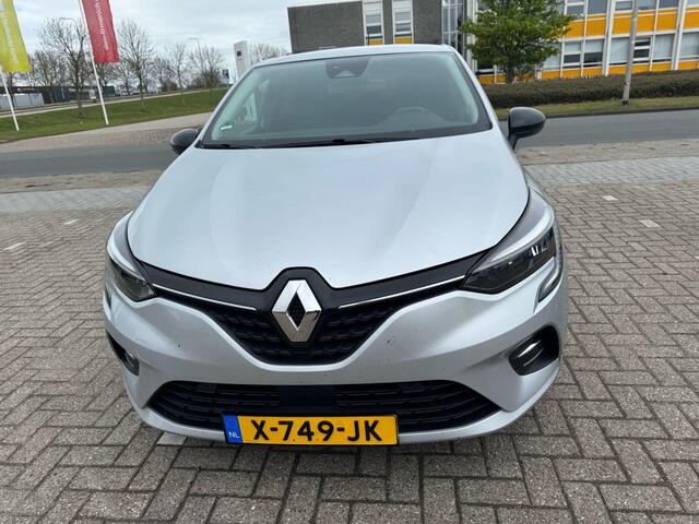 Renault CLIO 1.0 TCe Intens 100pk | Navigatie | Pack Style | Trekhaak Afneembaar