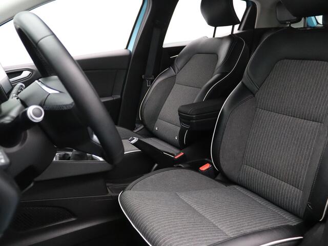 Renault CLIO TCe Intens 90pk Camera | Cruise | Navi | Parkeersens. v+a