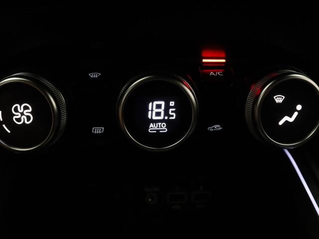 Renault CLIO TCe Intens 90pk Camera | Cruise | Navi | Parkeersens. v+a | Stoel-/stuurverw.