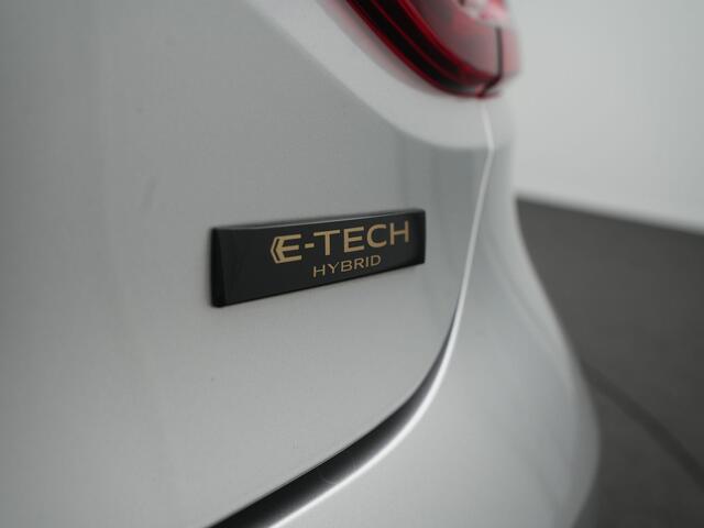 Renault CLIO 1.6 E-Tech Hybrid 145 E-Tech Engineered - RIJKLAARPRIJS - All Seasonbanden - Achteruitrijcamera - Apple Carplay - Android Auto - Dealeronderhouden - Stoelverwarming