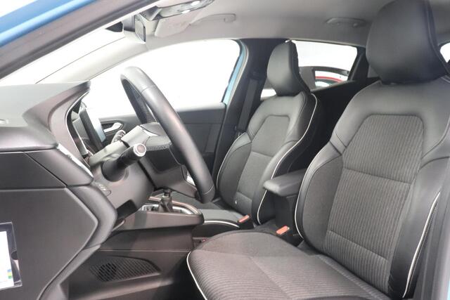 Renault CLIO 1.0 TCe Intens | Camera | Navigatie | 17"Lichtmetaal | Key-Less |
