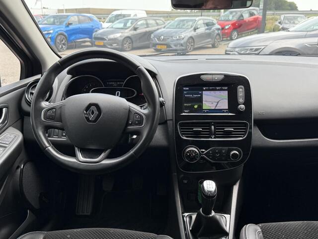 Renault CLIO 0.9 TCe Intens | NAP | 1e eigenaar | 100% dlr onderhouden | Navigatie | Achteruitrijcamera | DAB | LED | Climate Control |