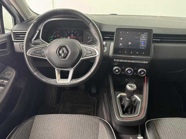 Renault CLIO 1.0 TCe Intens | Navigatie | Achteruitrijcamera | Cruise Control | Lichtmetalen Velgen 17" | Stoelverwarming |