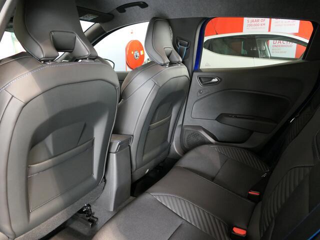 Renault CLIO 1.6 E-Tech Full Hybrid 145 esprit Alpine - Bose Audio! - Rondomzicht camera - Parkeerassistent - Stoel + stuurverw