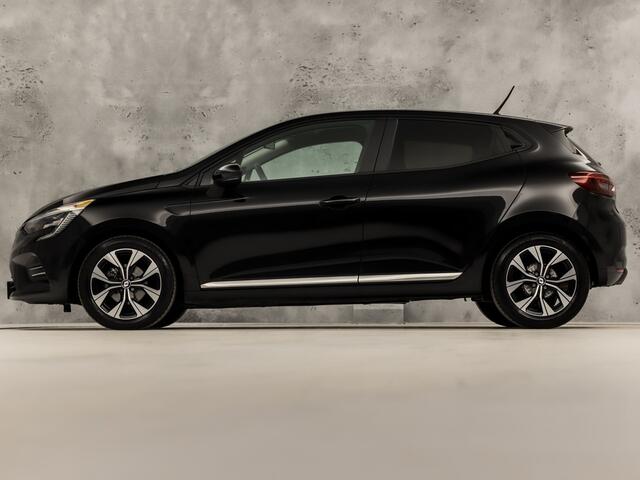 Renault CLIO 1.0 TCe 90 Evolution (APPLE CARPLAY, NAVIGATIE, GETINT GLAS, PARKEERSENSOREN, SPORTSTOELEN, LM VELGEN, CRUISE, NIEUWSTAAT)