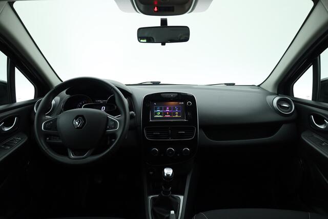 Renault CLIO Estate 1.2 TCe Limited 120 pk | Trekhaak | Cruise Control | Bluetooth | Airco | PDC+A | DAB | Navi