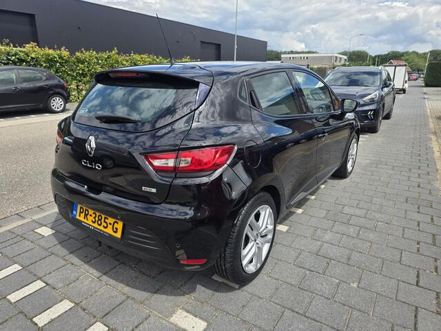 Renault CLIO 0.9 TCe Zen airco cruise control, navigatie, trekhaak