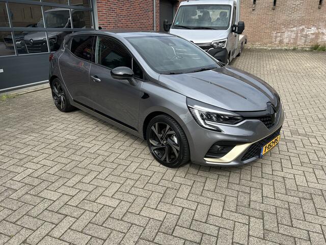 Renault CLIO 1.6 E-Tech Hybrid 145 E-Tech Engineered