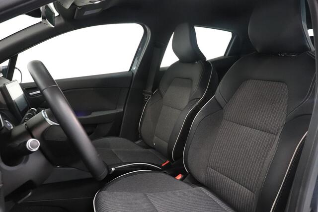 Renault CLIO 1.6 E-Tech Hybrid 140 Intens | Climate control | AppleCarplay AndroidAuto Navigatie | Parkeersensor | Key-Less | LED |