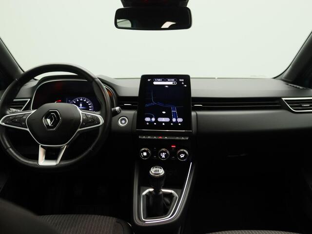 Renault CLIO TCe 90 Intens | Apple carplay & Android auto | 360 graden camera | Navi | Verwarmbare voorstoelen | Cruise control | Airco | Dodehoek detectie |