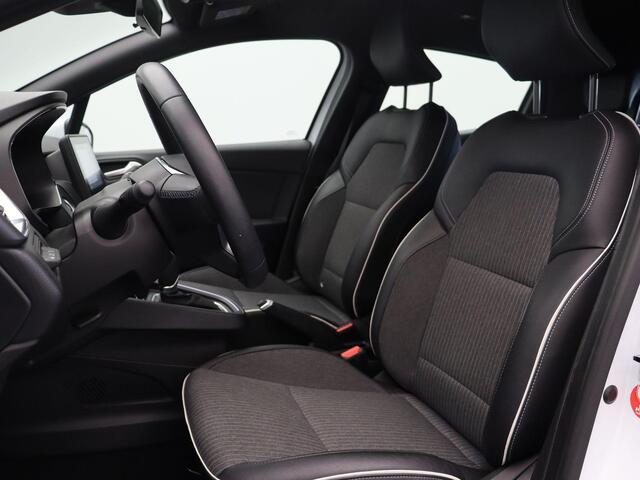 Renault CLIO E-Tech Hybrid 140pk Intens | Cruise control | Climate control | Achteruitrijcamera | Navigatie | Apple carplay / Android auto |