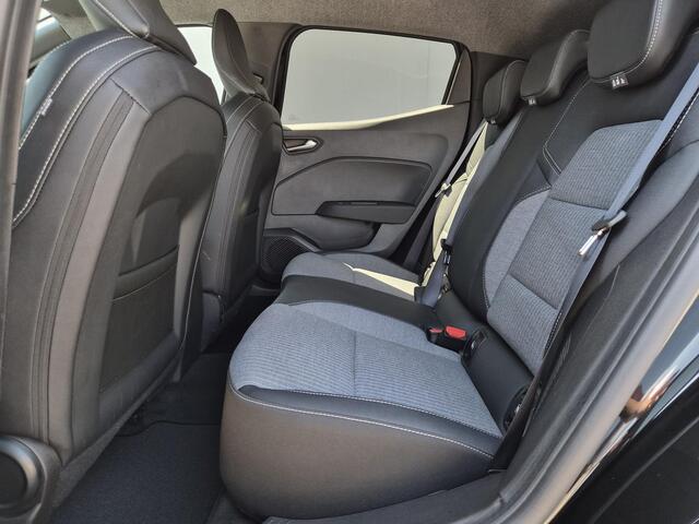 Renault CLIO 1.6 E-Tech Full Hybrid 145 techno / Fabrieksgarantie tot 09-2027 / All season banden / Rondomzicht camera / Stuur- & Stoelverwarming / Navigatie / Cruise control / Apple Carplay Android Auto / Climate control / Keyless Enrty/Start /
