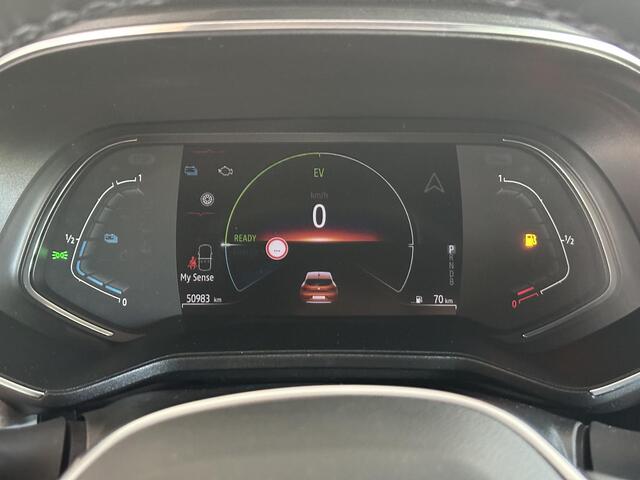 Renault CLIO 1.6 E-Tech Hybrid 140 Intens 360 CAMERA | STOEL-/STUURVERWARMING | CLIMATE CONTROL | CRUISE COTNROL |
