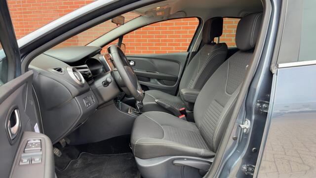 Renault CLIO 0.9 TCe Limited Airco Navigatie Nieuwe banden Nieuwe remmen