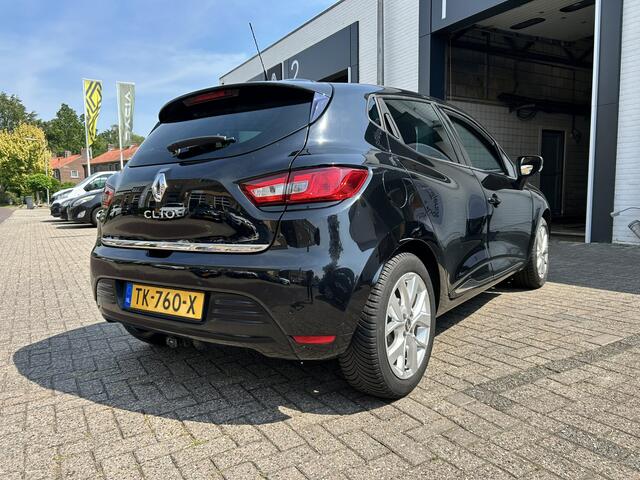 Renault CLIO 0.9 TCe Limited | PARKEERSENSOREN | NAVIGATIE | BLUETOOTH | AFNEEMBARE TREKHAAK |