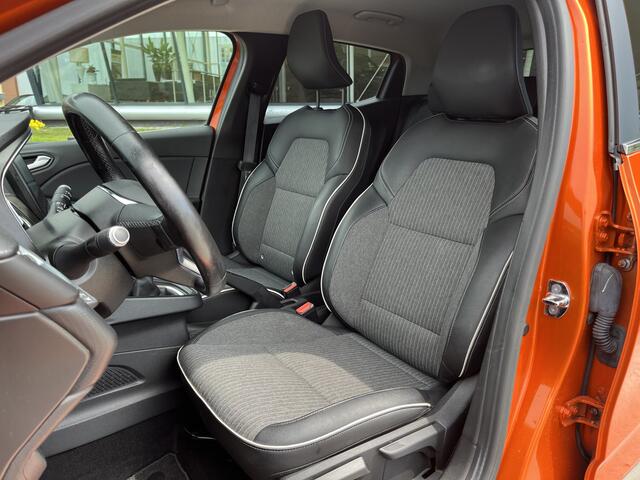 Renault CLIO 1.0 TCe Intens / Apple Carplay - Android Auto / Keyless / Cruise / Climate / LMV /