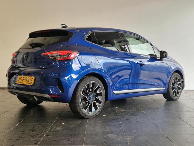 Renault CLIO 1.6 E-Tech Full Hybrid 145 esprit Alpine | NAVIGATIE | ADAPTIVE CRUISE | PARKEER SENSOREN VOOR & ACHTER |