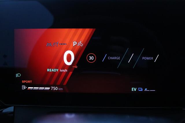 Renault CLIO 1.8 Hybrid 160 techno | DEMO |