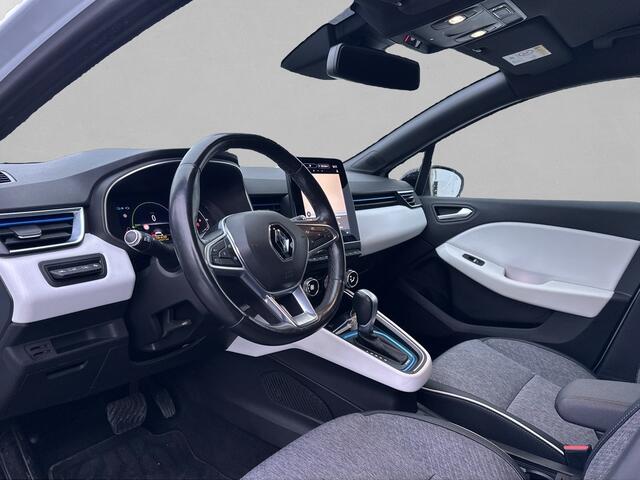 Renault CLIO 1.6 E-Tech Hybrid 140 Serie Limitee E-TECH 360 CAMERA / STOEL/STUUR VERW. / CRUISE / PDC / CLIMATE