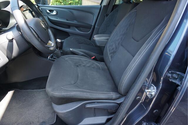 Renault CLIO 0.9 TCe Limited Trekhaak Navigatie Airco