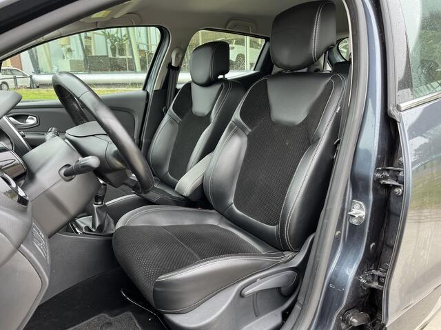 Renault CLIO 0.9 TCe Intens Camera / Navigatie / Climate / Keyless /