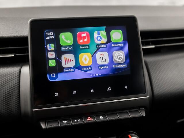Renault CLIO 1.0 TCe Sport (APPLE CARPLAY, GROOT NAVI, PARKEERSENSOREN, LM VELGEN, SPORTSTOELEN, CRUISE, LANE ASSIST, NIEUWSTAAT)