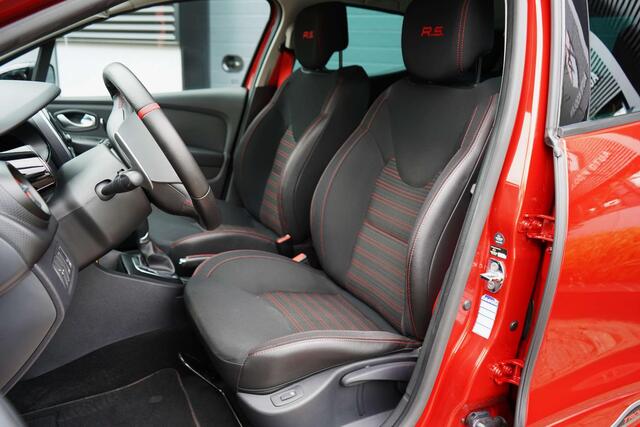 Renault CLIO 1.6 Turbo R.S. Trophy 220 pk / camera / keyless / stoelver.