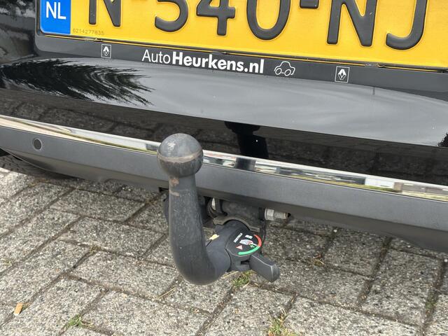 Renault CLIO TCe 100 Zen l TREKHAAK l Parkeersensoren l Vierseizoenenbanden