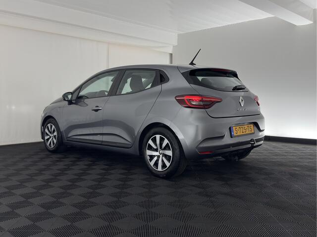 Renault CLIO 1.6 E-Tech Hybrid 145 Equilibre (INCL.BTW) Aut. *FULL-LED | COMFORT-SEATS | CARPLAY | KEYLESS | DAB+ | ECC | PDC | CRUISE | TOWBAR*