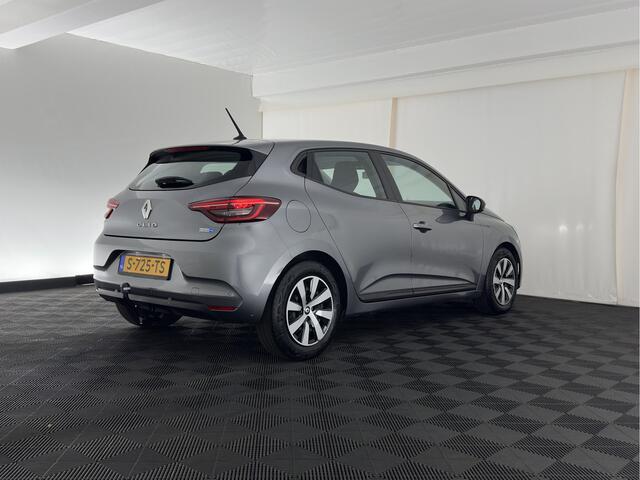 Renault CLIO 1.6 E-Tech Hybrid 145 Equilibre (INCL.BTW) Aut. *FULL-LED | COMFORT-SEATS | CARPLAY | KEYLESS | DAB+ | ECC | PDC | CRUISE | TOWBAR*