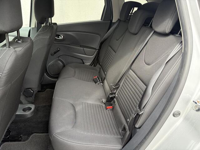 Renault CLIO Estate TCe 90 Limited / Navigatie / Trekhaak (1200 KG) / Parkeersensoren achter / DAB radio / Bluetooth