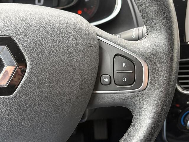 Renault CLIO Estate TCe 90 Limited / Navigatie / Trekhaak (1200 KG) / Parkeersensoren achter / DAB radio / Bluetooth