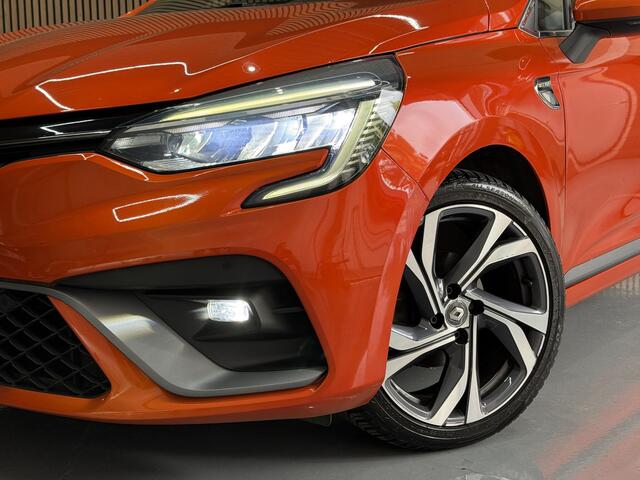 Renault CLIO 1.0 TCe 100pk R.S. Line | Groot Navi | Camera | Carplay | 17 inch | Sport stoelen | 100% onderhouden!
