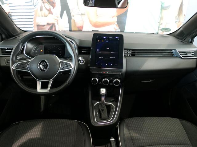Renault CLIO 1.3 TCe Intens - Trekhaak - Allseasons - Camera - Sensor V+A
