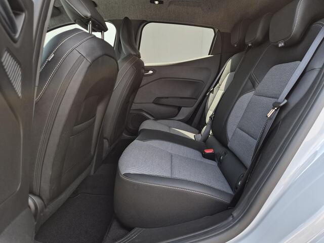 Renault CLIO 1.6 E-Tech Full Hybrid 145 techno / Fabrieksgarantie tot 09-2027 / All season banden / Stuur- & Stoelverwarming / Rondomzicht camera / Cruise control / Keyless Entry/Start / Draadloze telefoon lader / Keyless Entry/Start / Apple Carplay Android Auto /