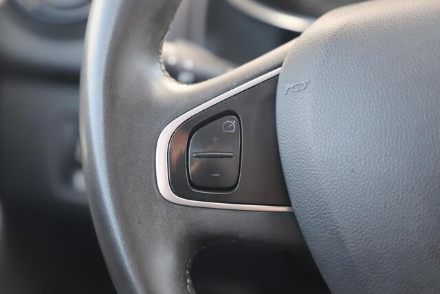 Renault CLIO Estate 0.9 TCe Limited Navigatie Bluetooth Airco Cruise Control Donkere Ramen