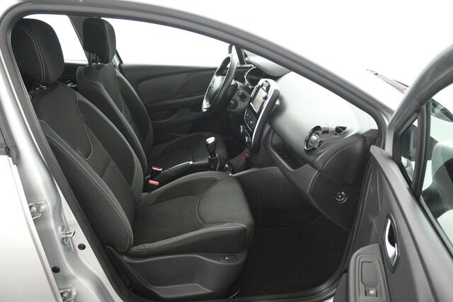 Renault CLIO 0.9 TCe Zen (STOELVERWARMING, NAVIGATIE, MULTIMEDIA, LED, STUURBEDIENING)