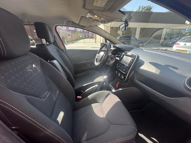 Renault CLIO Estate 0.9 TCe Limited NL AUTO MET N.A.P.