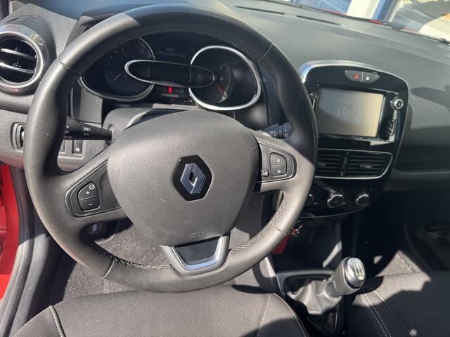 Renault CLIO Estate 0.9 TCe Limited NL AUTO MET N.A.P.