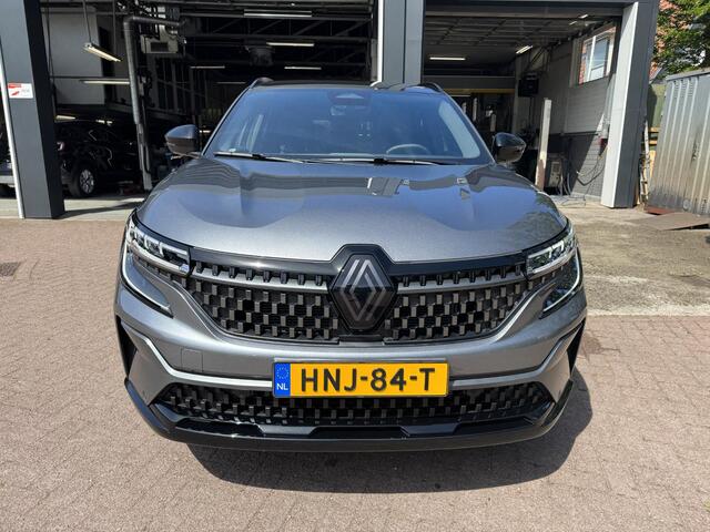 Renault ESPACE E-Tech full hybrid 200 Iconic Alpine 7P