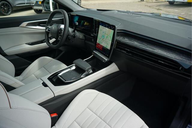 Renault ESPACE E-Tech Full Hybrid 200 Iconic 7P