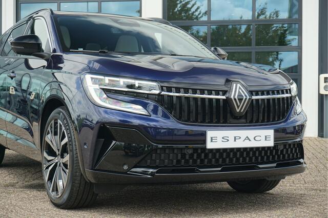 Renault ESPACE E-Tech Full Hybrid 200 Iconic 7P