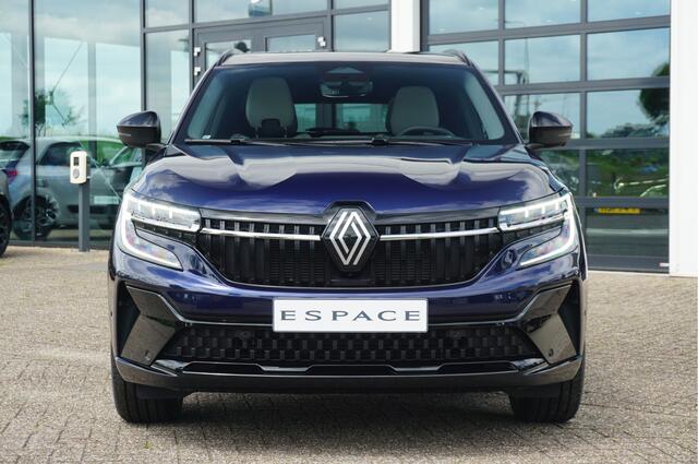 Renault ESPACE E-Tech Full Hybrid 200 Iconic 7P