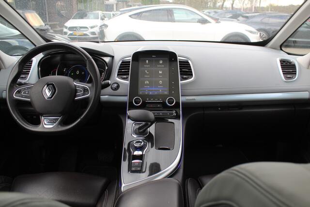 Renault ESPACE 1.6 TCe Initiale Paris 7p. / Full option! / Trekhaak / Panoramadak / Camera / Head-up / 19'' / Leder / Stuurverwarming / Navigatie / Keyless / Dodehoek / DAB / Stoelverwarming / ACC